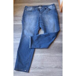 Torrid Boyfriend Jeans Size 24